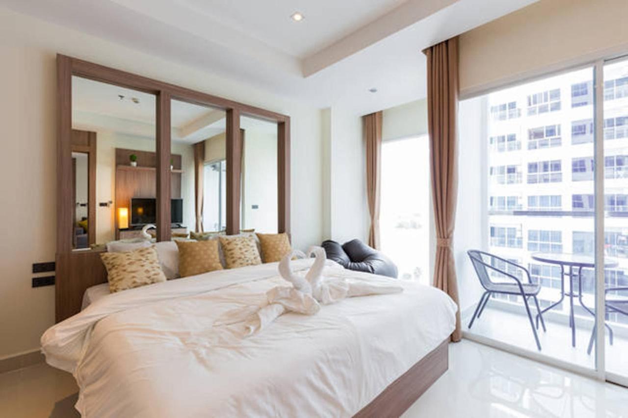Nam Talay Jomtien Beach Exteriör bild