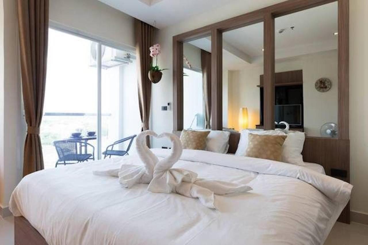 Nam Talay Jomtien Beach Exteriör bild