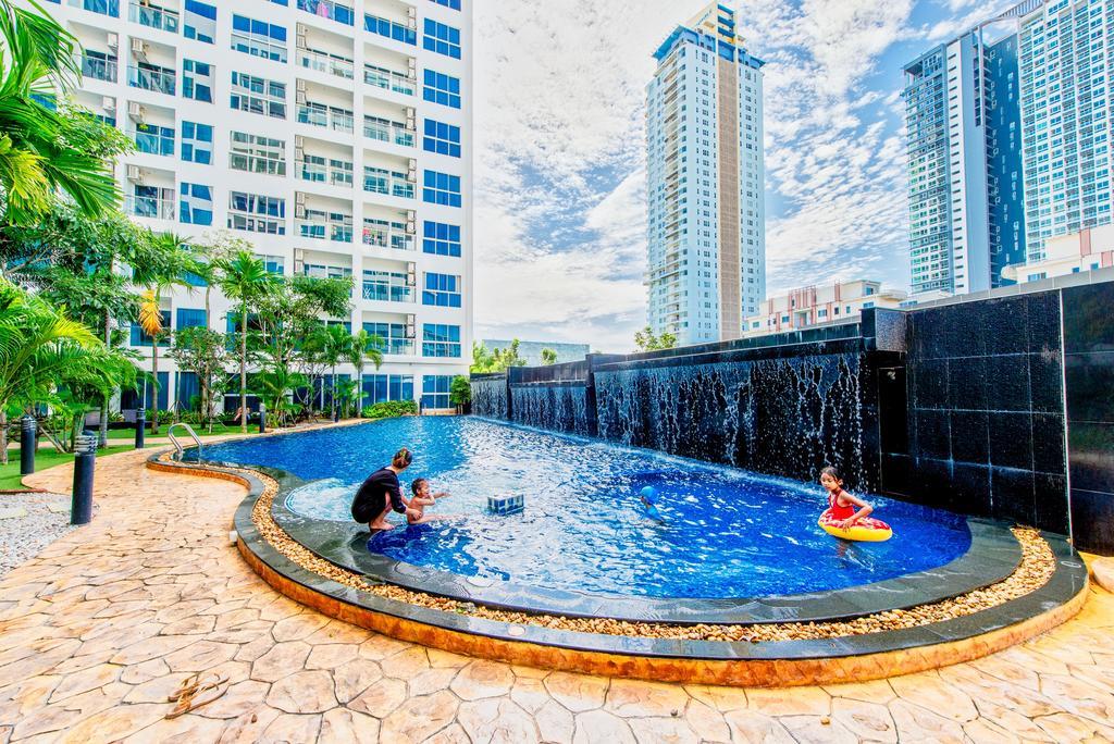 Nam Talay Jomtien Beach Exteriör bild